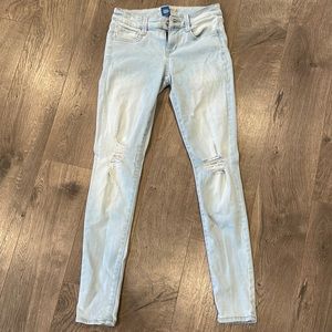 Arizona Jean Co. Size 1 High Waisted Skinny Jeans